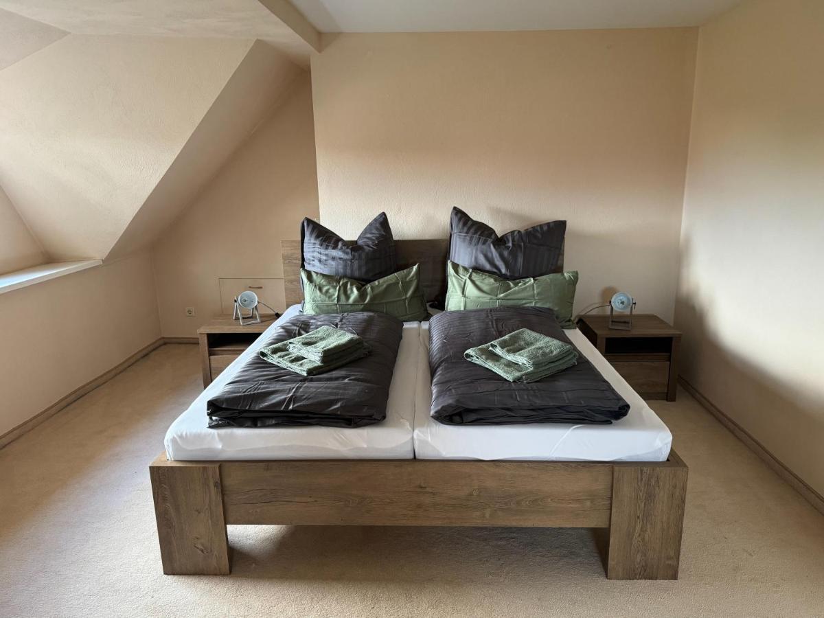 205 Qm "Traumtor" Mit Sauna, Whirlpool, Kamin Und 3 Terrassen Mit Blick In Die Boehmisch Saechsische Schweiz Дрезден Екстер'єр фото